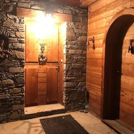 Chalet Ar Menez Aux Pieds
