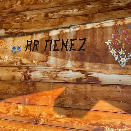 Chalet Chalet Ar Menez Aux Pieds